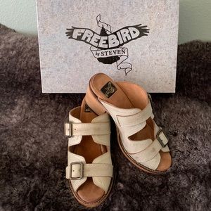 FREEBIRD sandles, cream, size 8